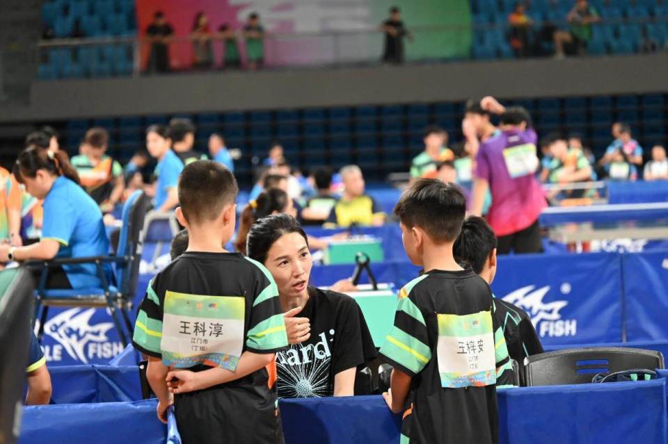 com, 双打, 规模创历史