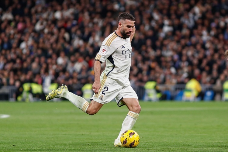 次门柱, 意力转向周, 位执教前