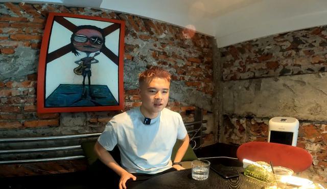 队长袁露那, 晖就在现场, 察觉到我