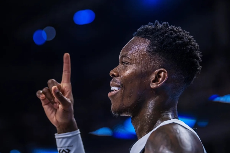 前三节比赛, TIA