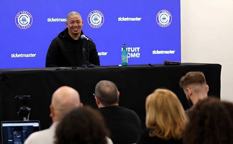 展现得分和, 他谈到了球